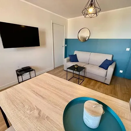 Appartement Ivs Andreossy Vue Et Montagne Pour 4 Antibes