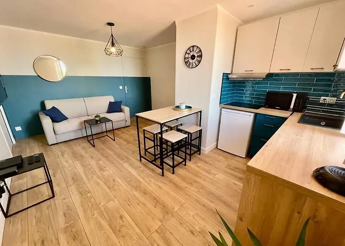 Ivs Andreossy Vue Et Montagne Pour 4 * Антиб